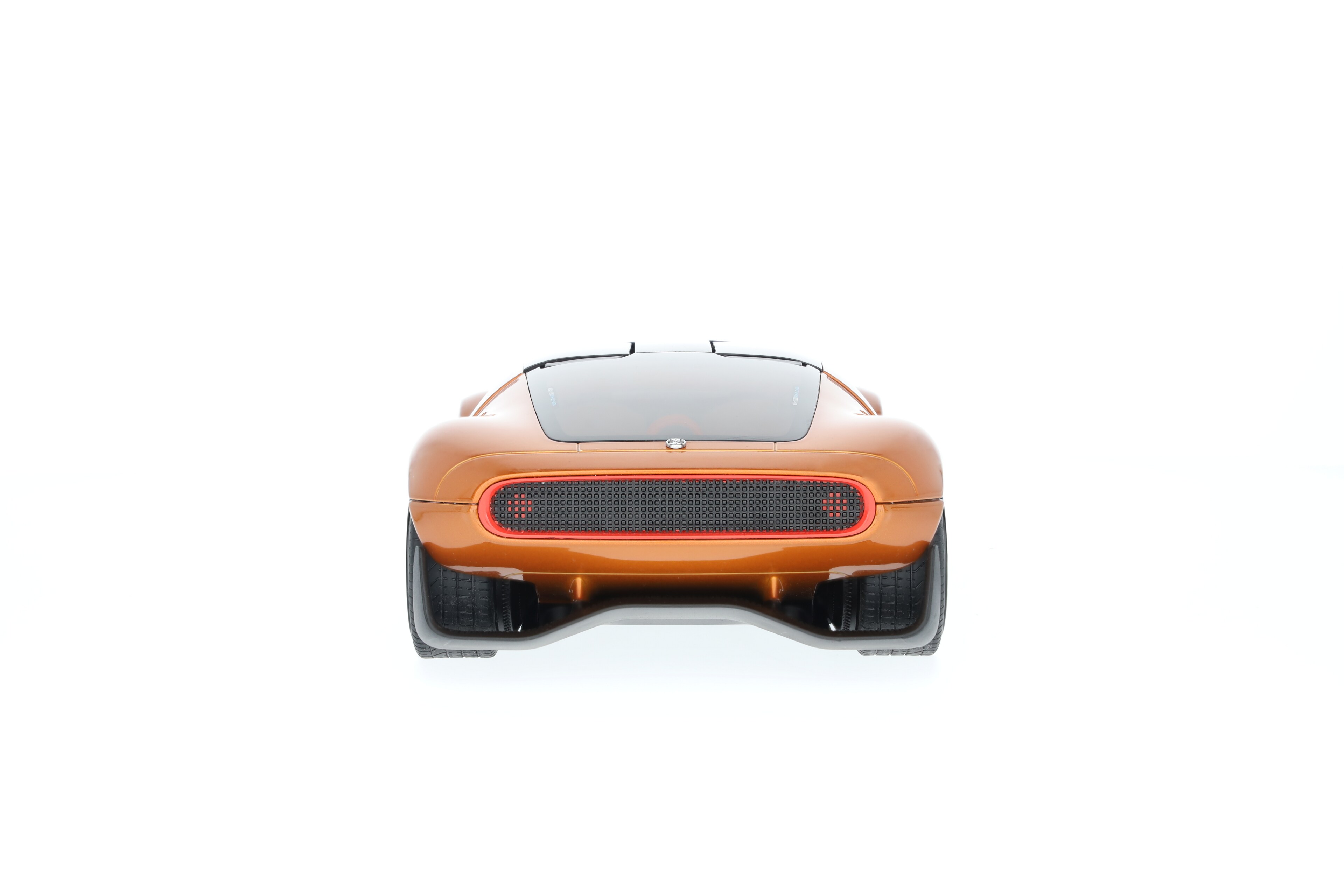 Vision One-Eleven, Showcar - arancione, NZG, 1:18