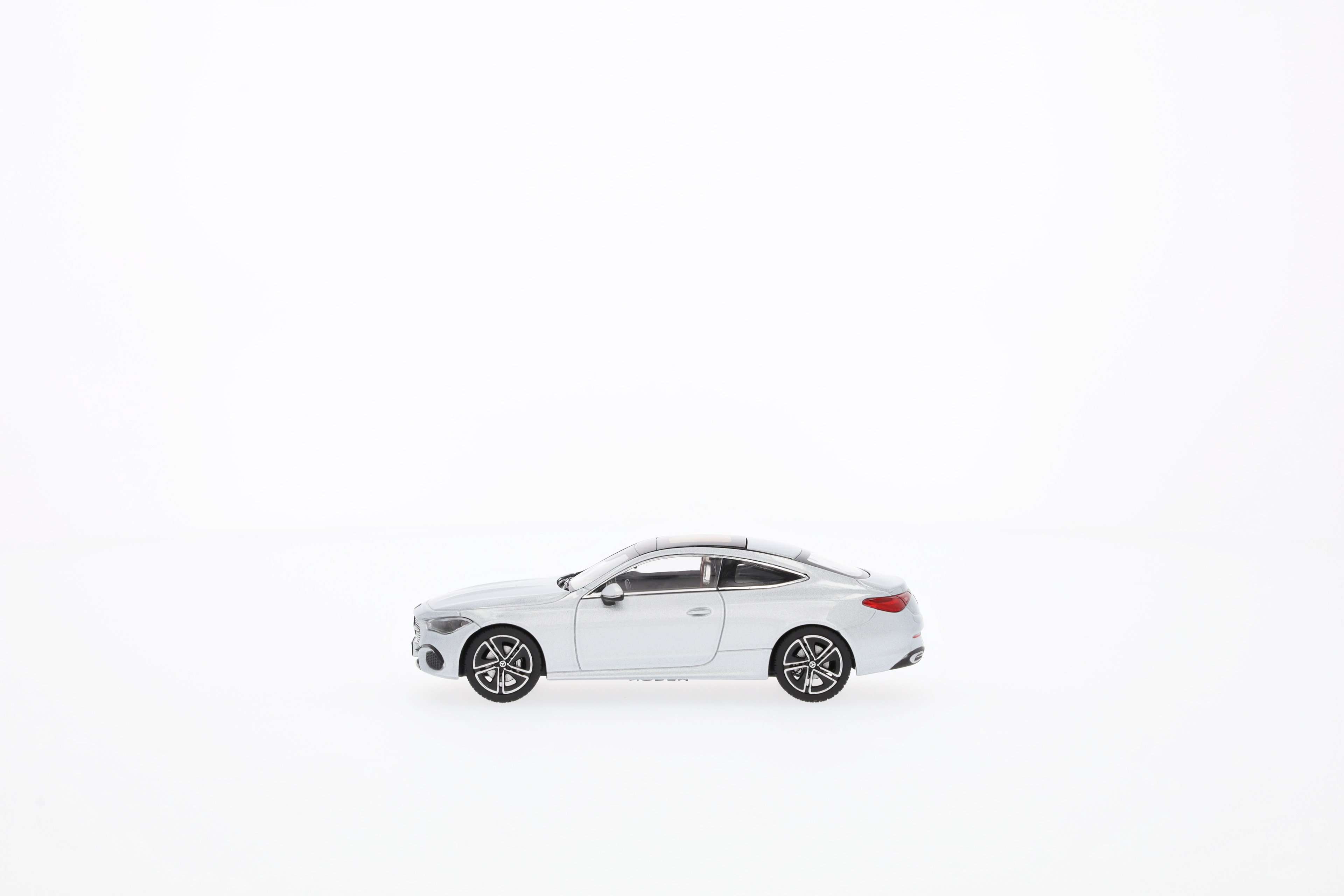 CLE Coupé, AVANTGARDE, C236 - Argento high-tech, Norev, 1:43