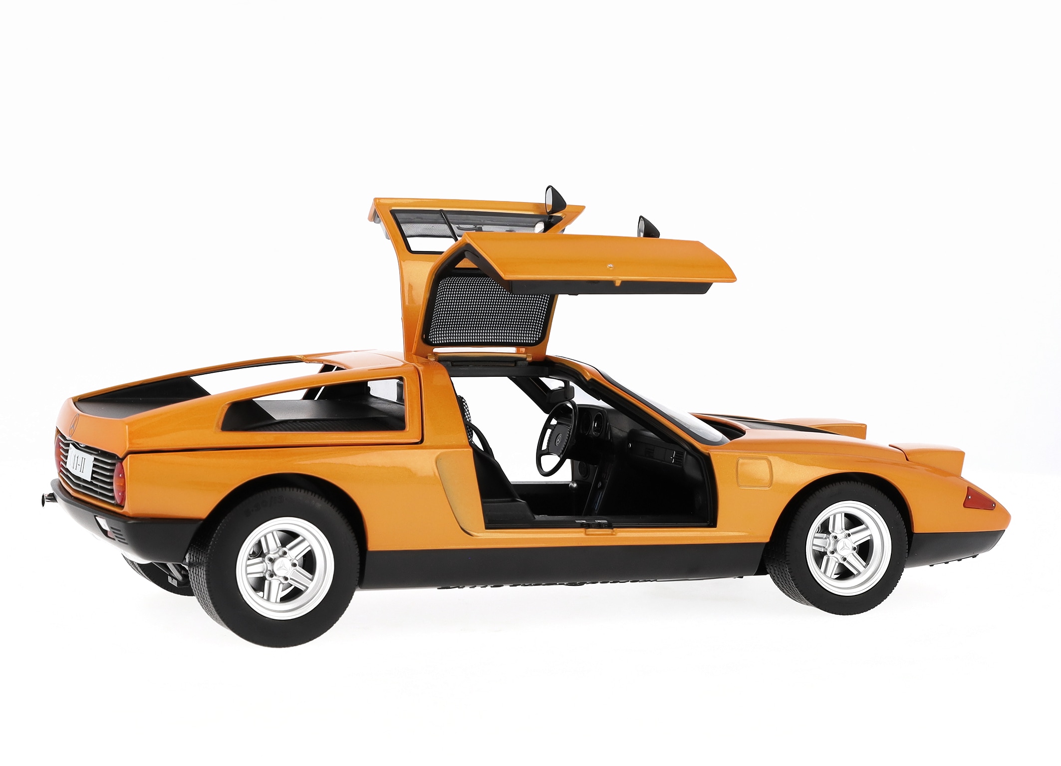 Veicolo di sperimentazione C 111 / II (1970) - bianco autunno, Norev, 1:18