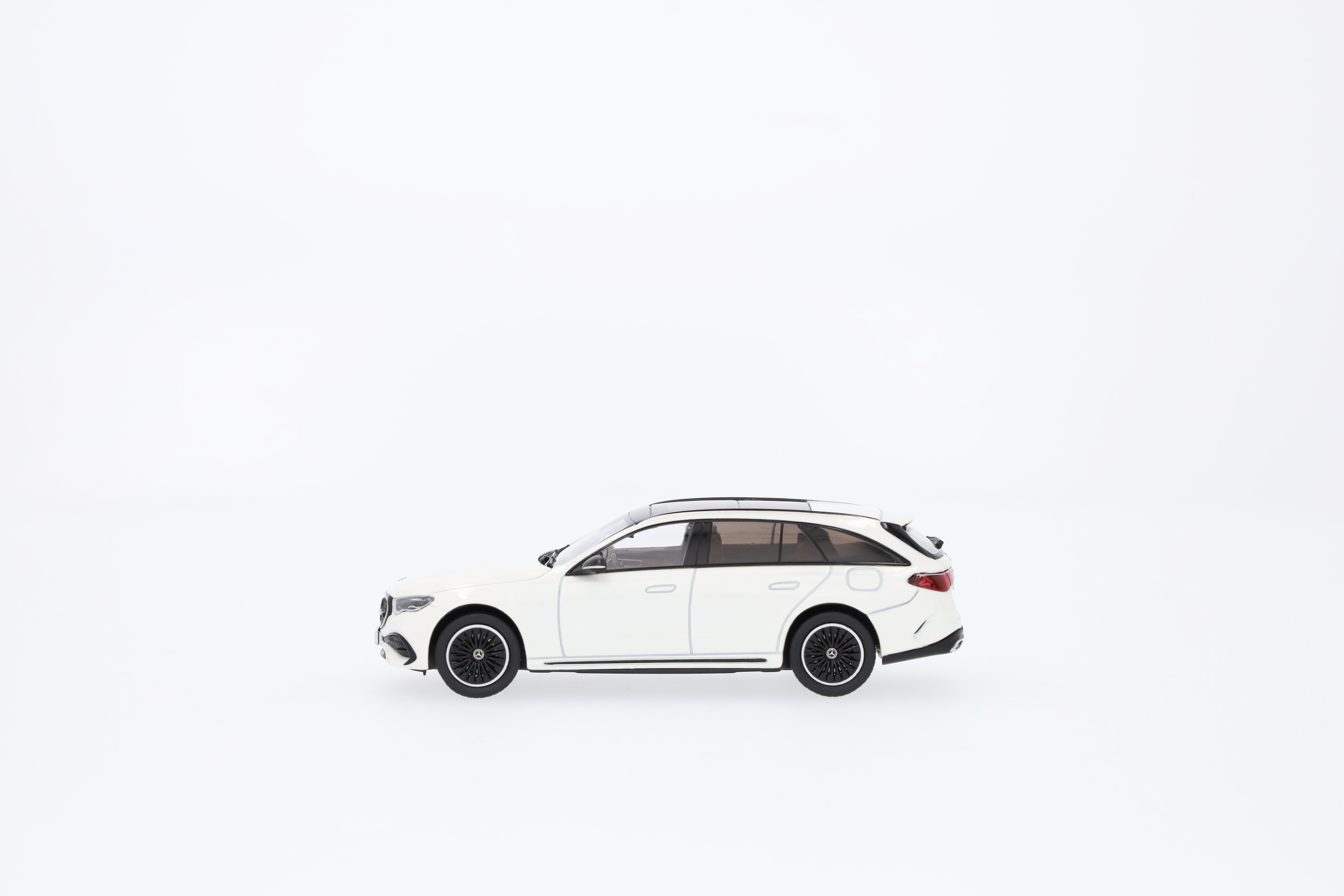 Classe E, Station-wagon, AMG Line, S214 - G manufaktur bianco opalite lucente, iScale, 1:43