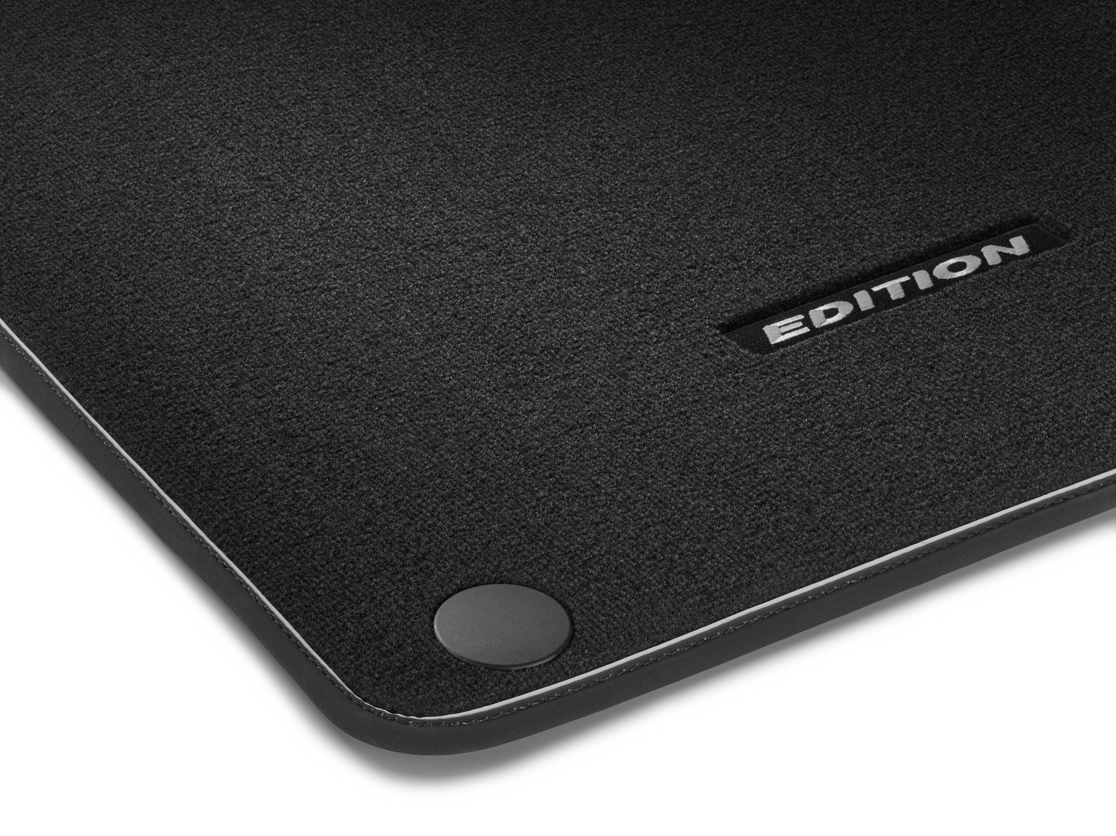 Tappetini in velours CLASSIC, Tappetino lato guida/lato passeggero anteriore, 4 pezzi, Edition 2020 - LL, colore nero