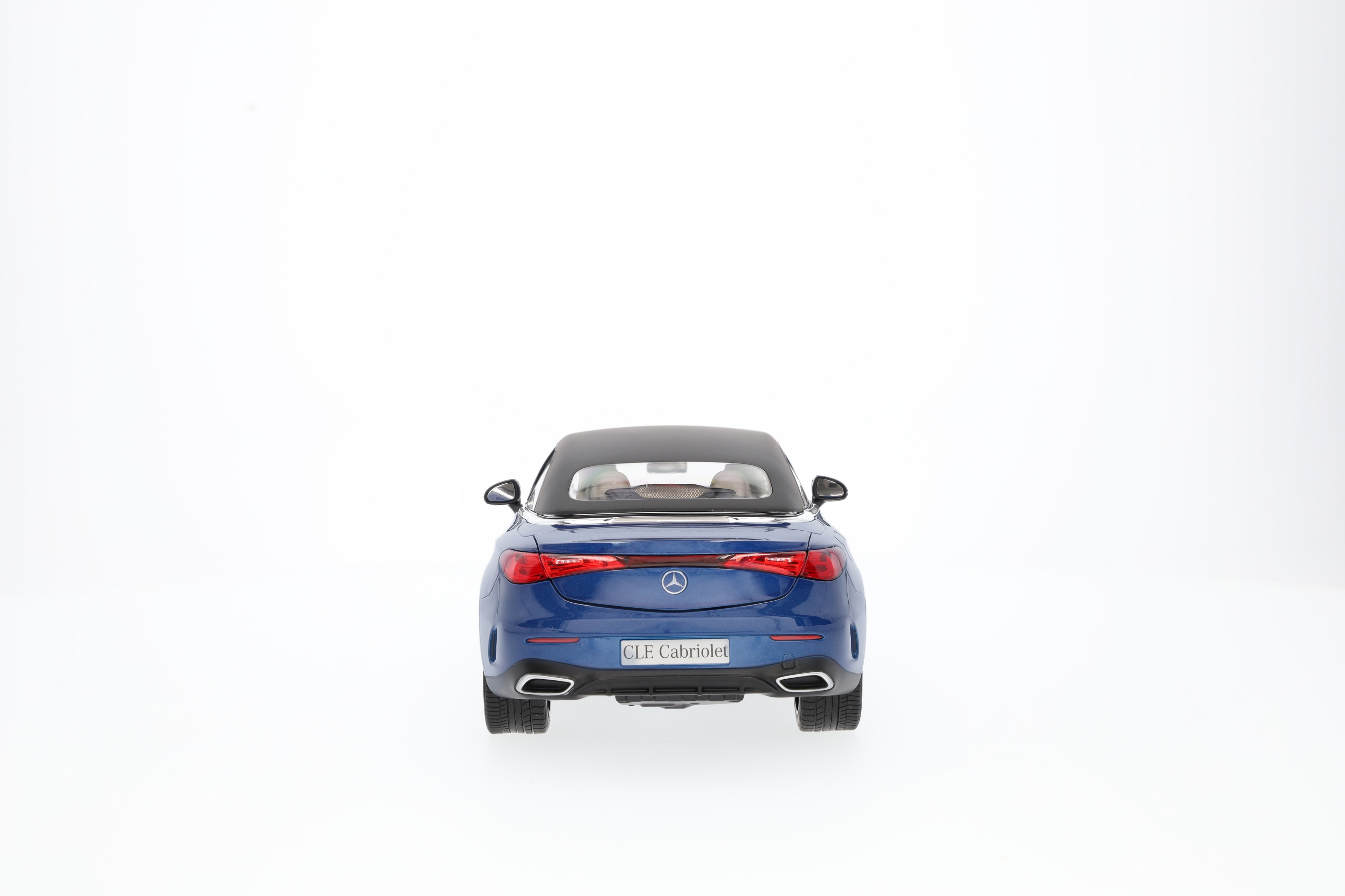 CLE Cabriolet, AMG Line, A236 - blu spettrale, Norev, 1:18