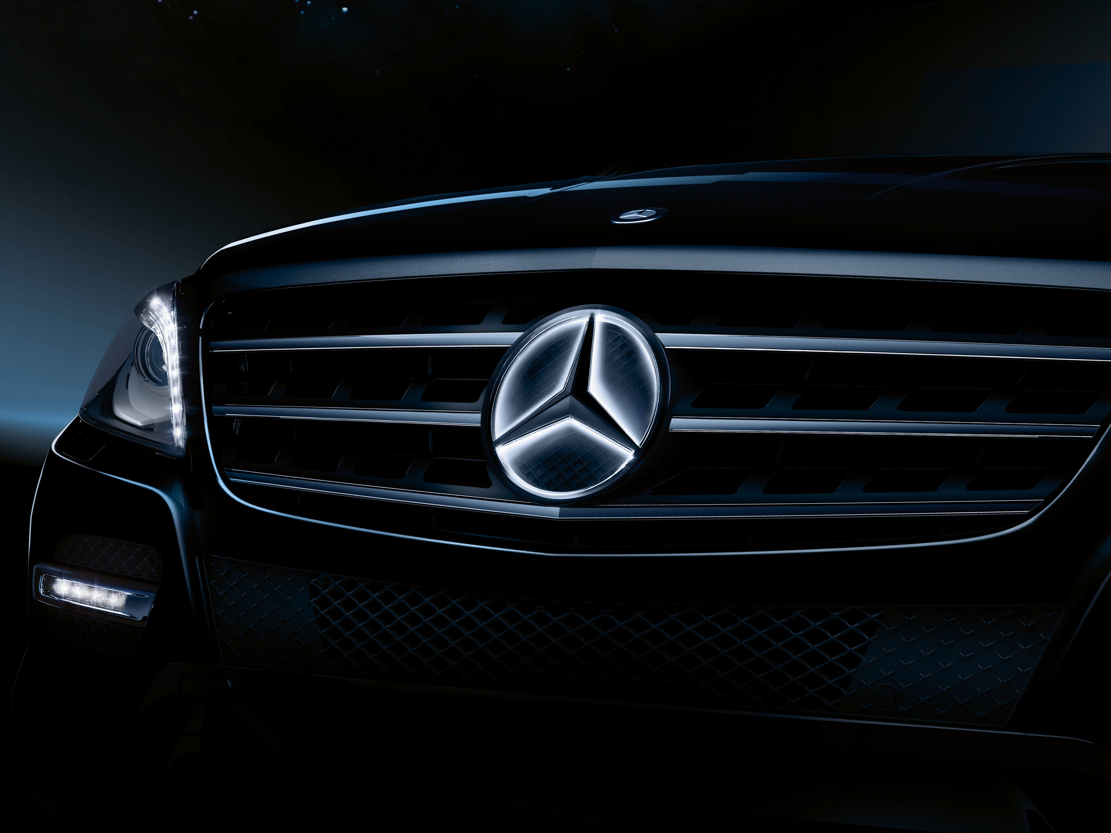 Mercedes Stern beleuchtet, Dekorteil - Chrom, chrom