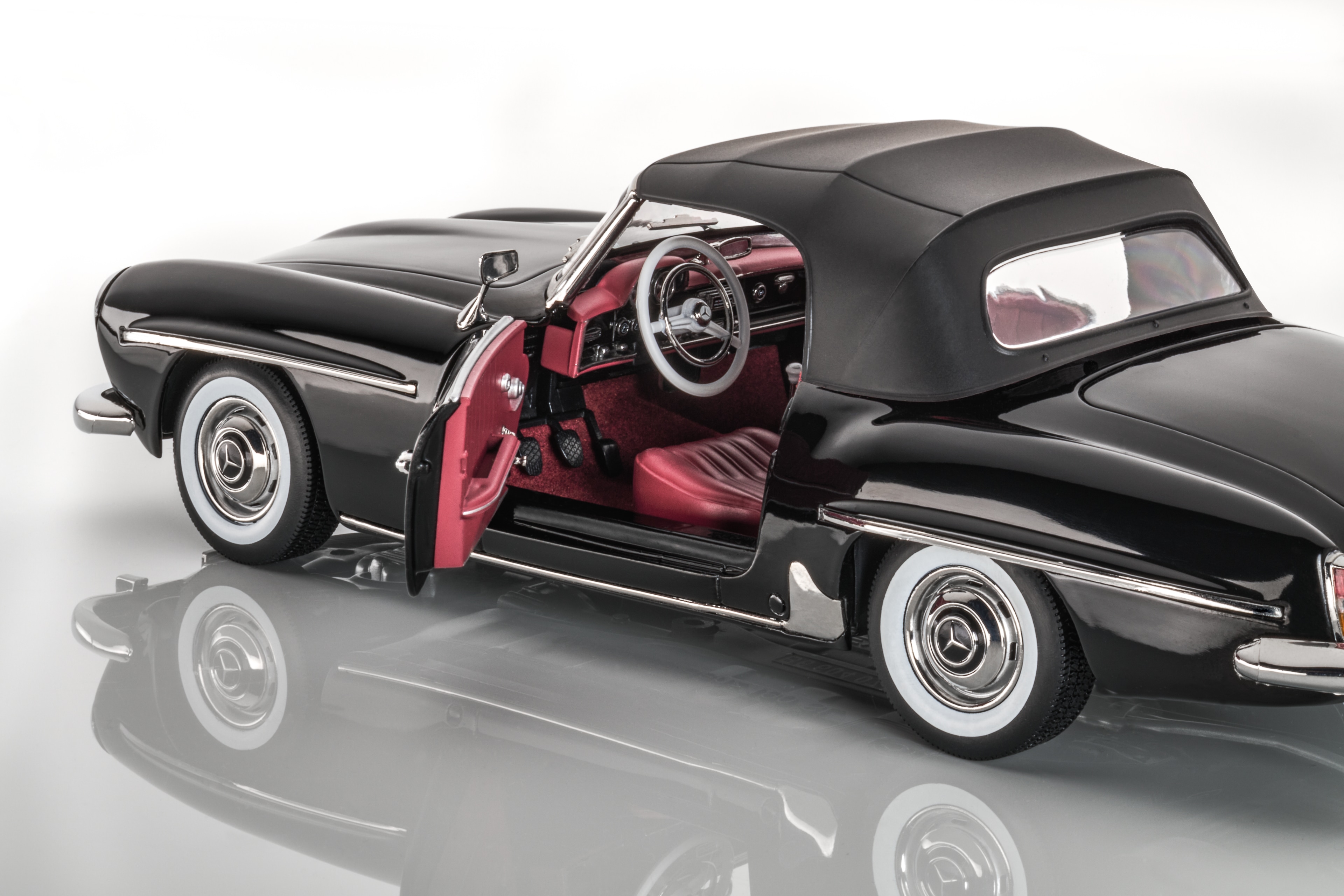 190 SL Roadster W 121 (1954-1963) - colore nero, Norev, 1:18