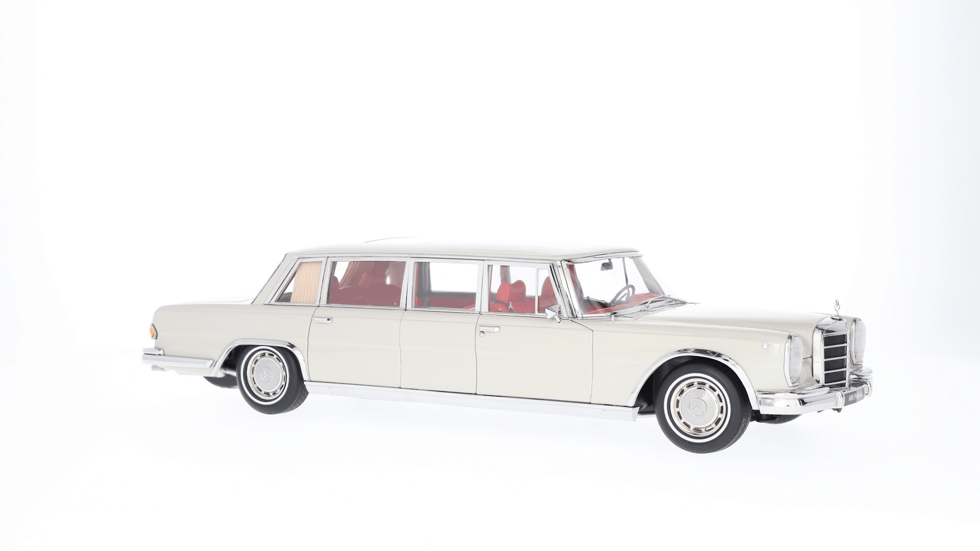 W100 Pullman 600 (1963-1981) - bianco-grigio, NZG, 1:18