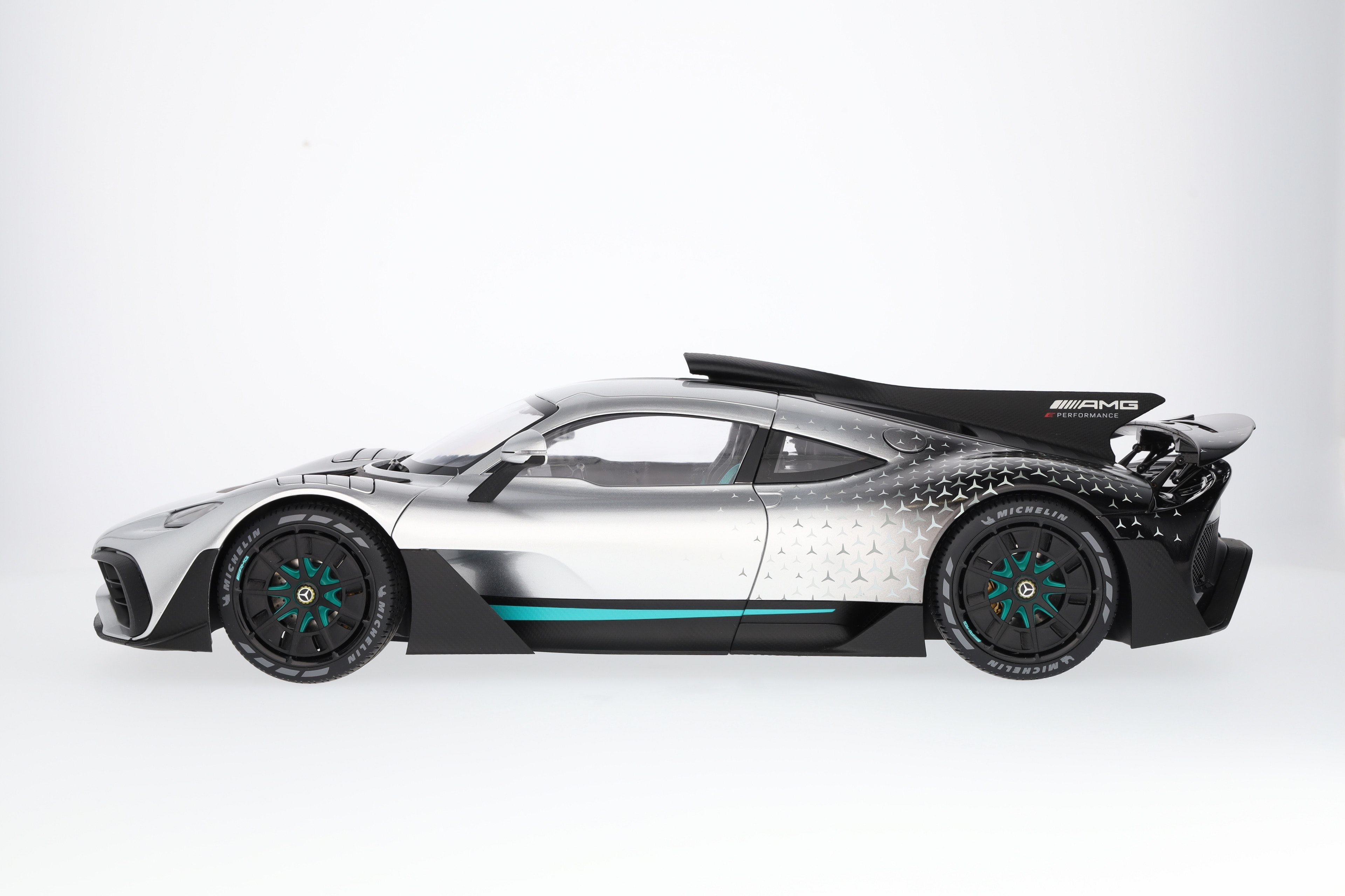 Mercedes-AMG ONE, C298 - argento, NZG, 1:12